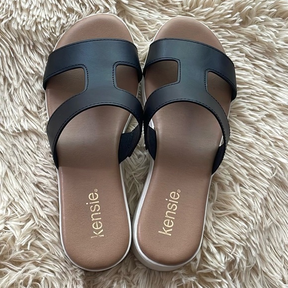 Kensie Women’s sandals - Picture 3 of 5